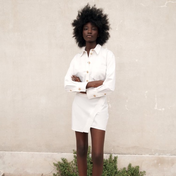 Zara White dress with buttons - Picture 1 of 5